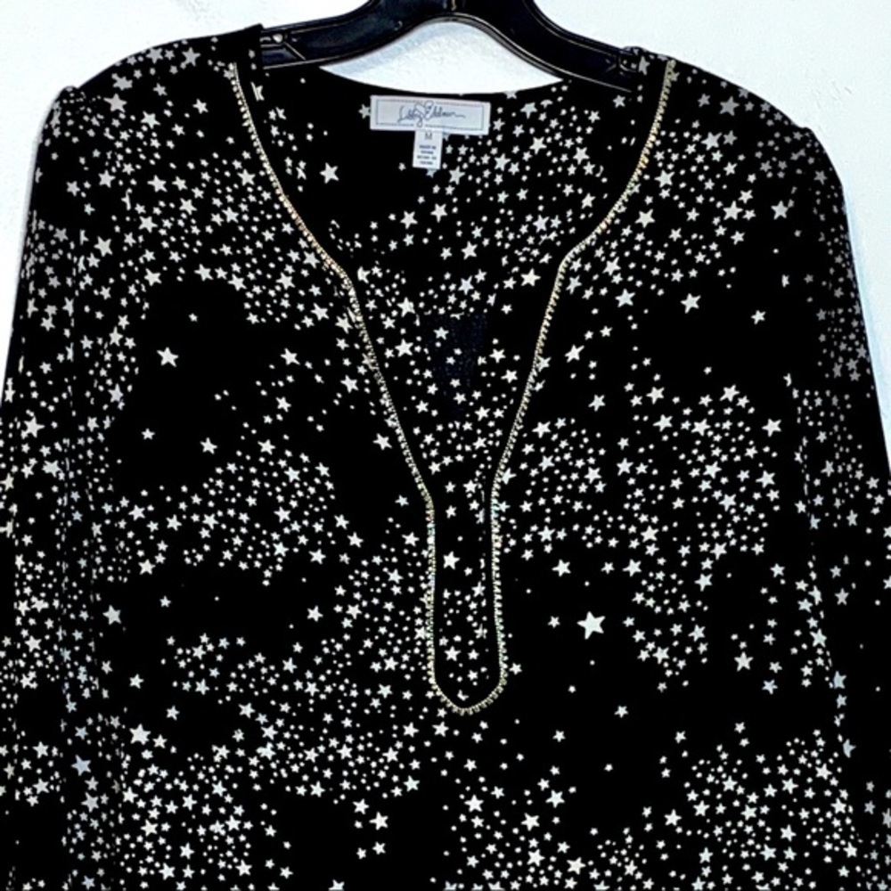 EUC Gorgeous Gathered Wrist Bell‎ Sleeve Blouse